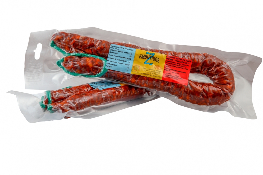 Chorizo ARTESANO PICANTE "Z" de El Burgo Osma. Peso 350 grs aprox.