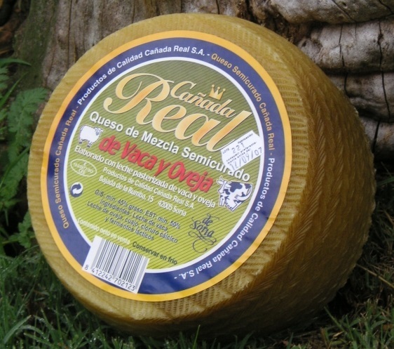 Queso Semicurado Mezcla Vaca, Cabra y Oveja "Cañada Real" 1 Kg.