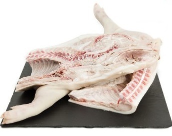 1/2 Cochinillo de Soria Fresco. Peso aprox. 3 Kg